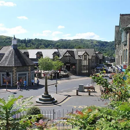 Millans Garth אמבלסייד